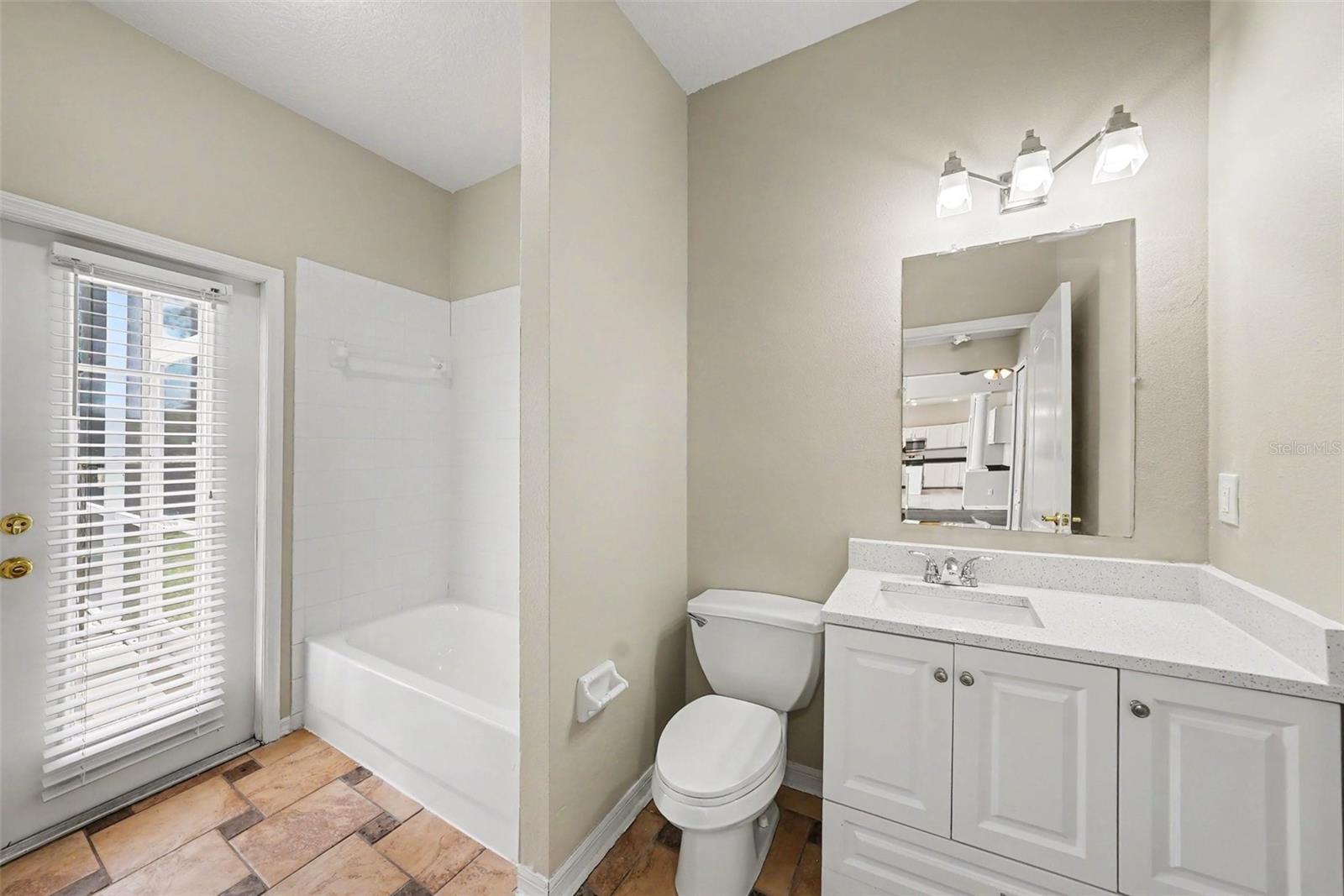6112 CEZANNE AVE — photo 16