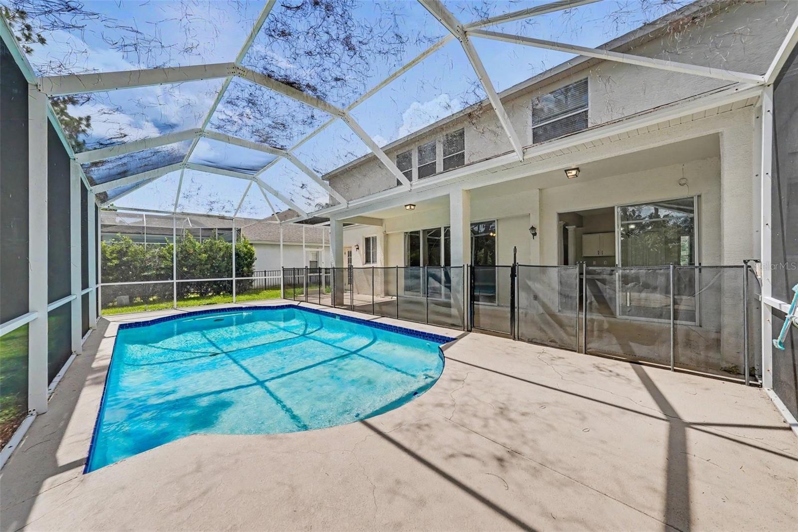 6112 CEZANNE AVE — photo 29