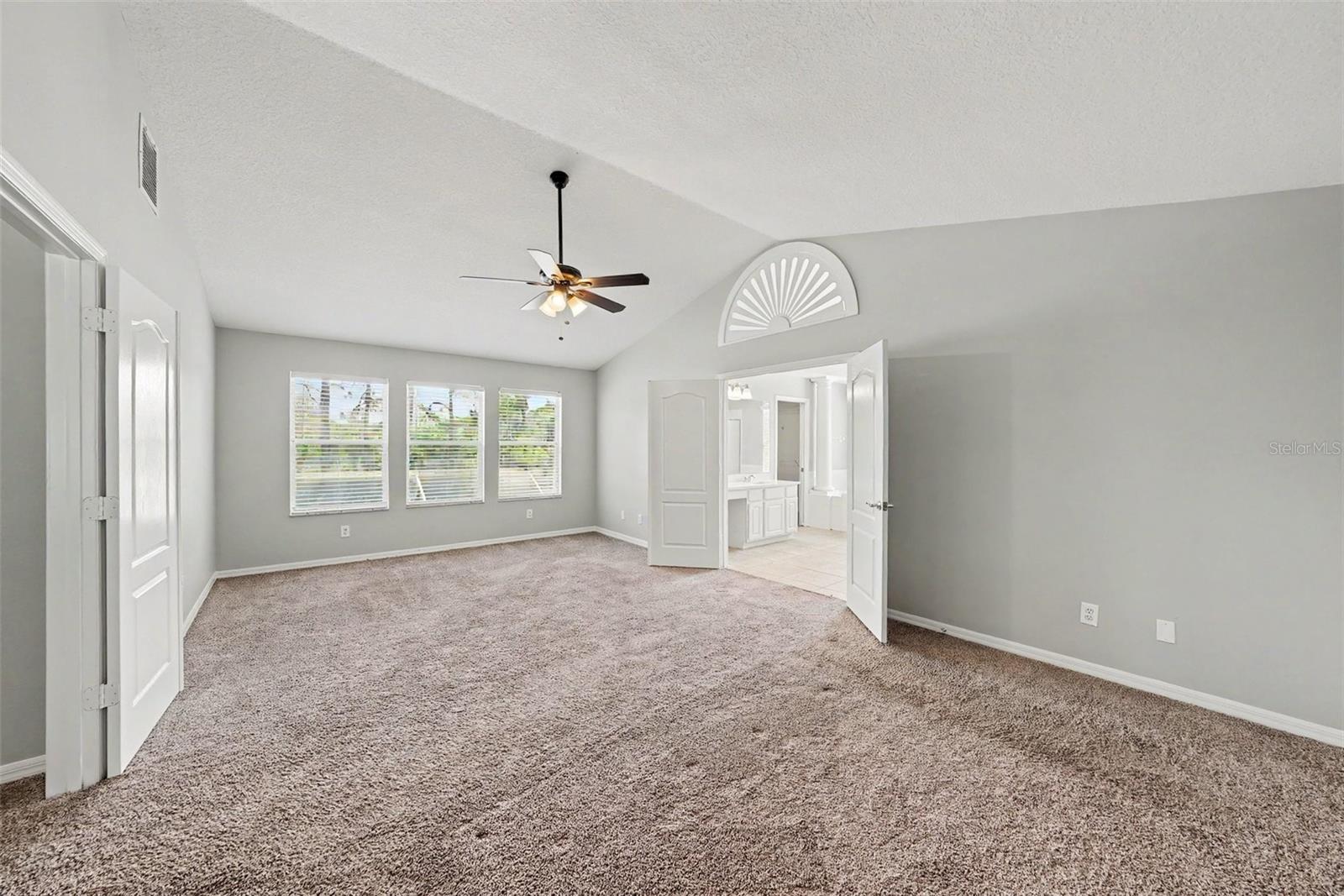 6112 CEZANNE AVE — photo 17