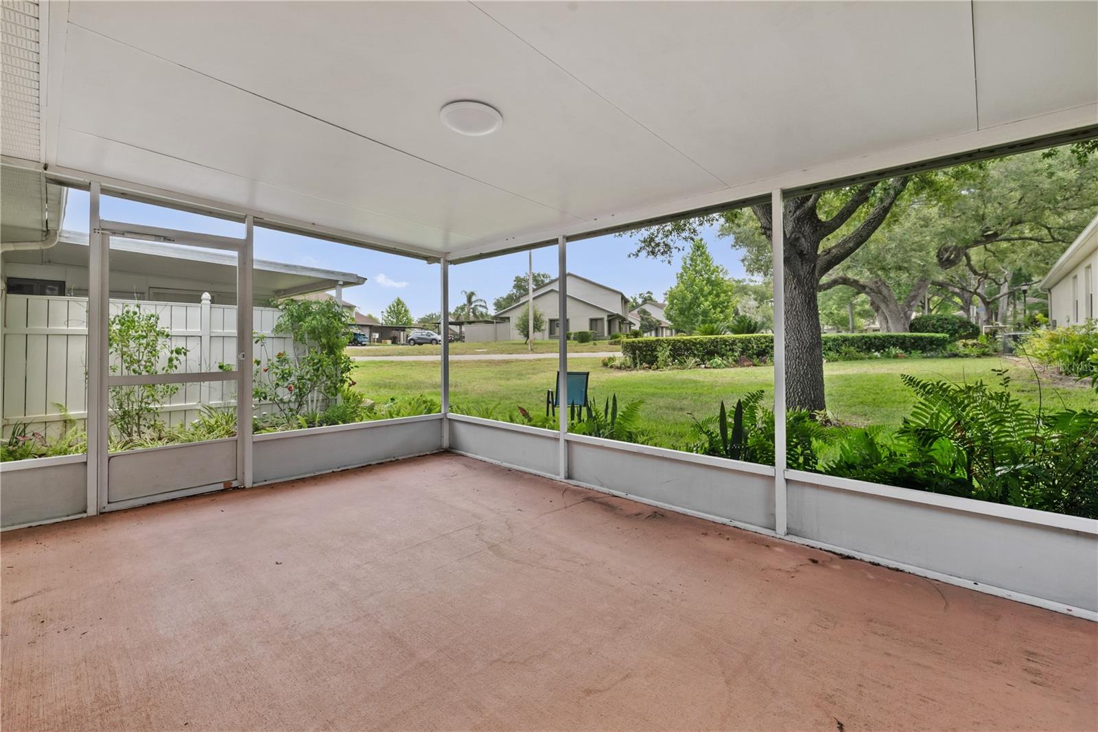 8407 TERRACE MEADOWS CT #N/A — photo 27