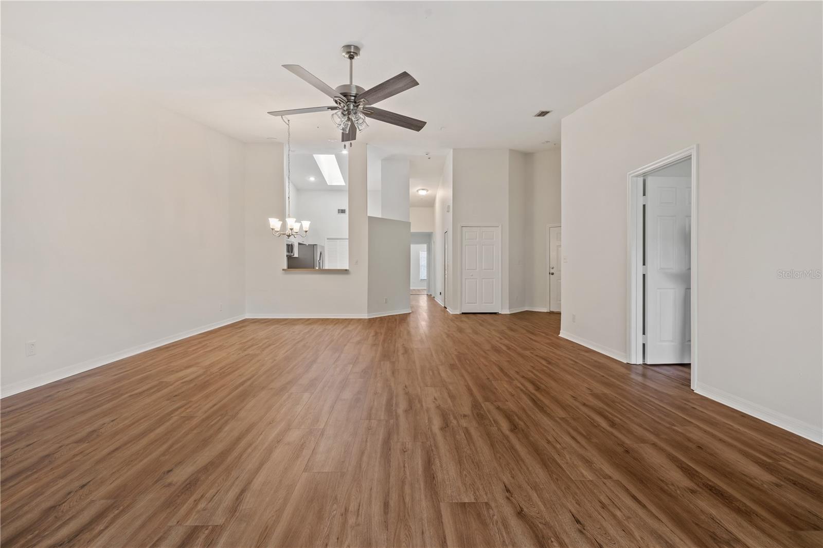 8407 TERRACE MEADOWS CT #N/A — photo 25