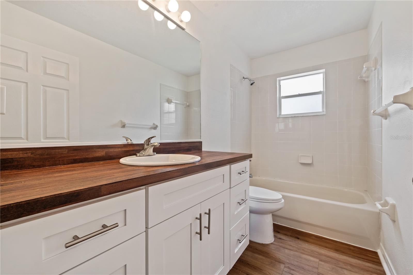 8407 TERRACE MEADOWS CT #N/A — photo 22