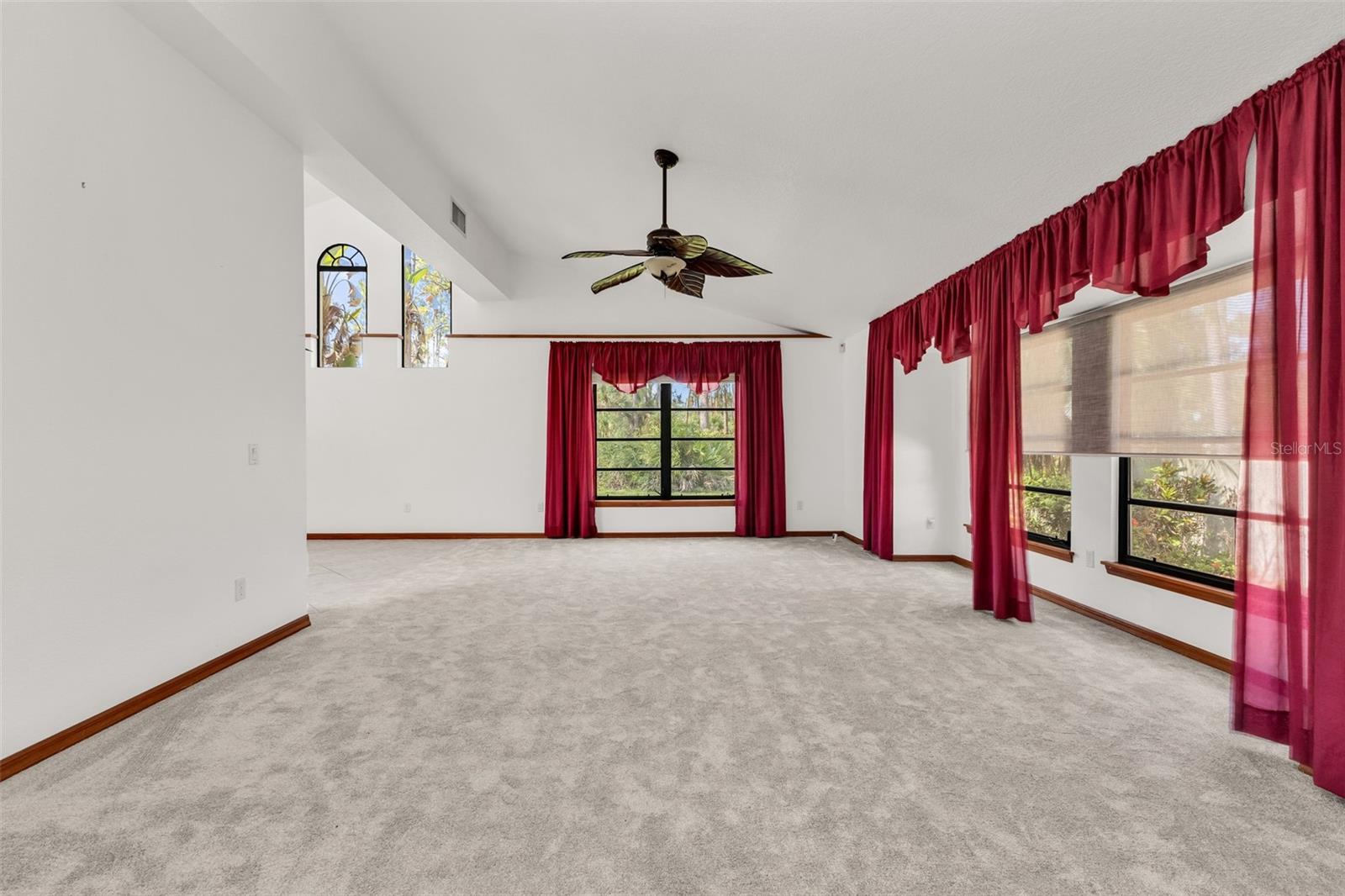 6068 TIDWELL ST — photo 7