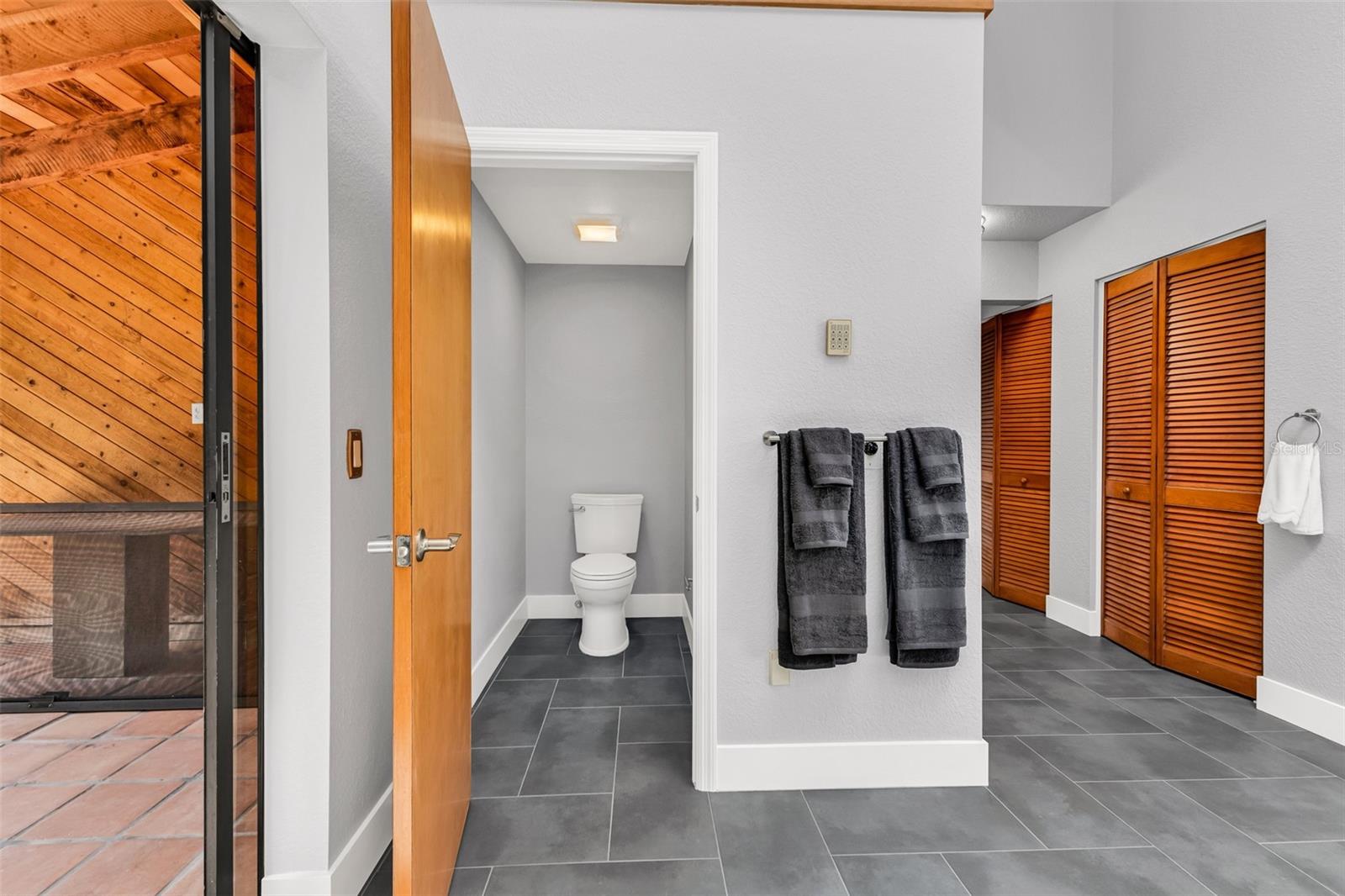 6068 TIDWELL ST — photo 25