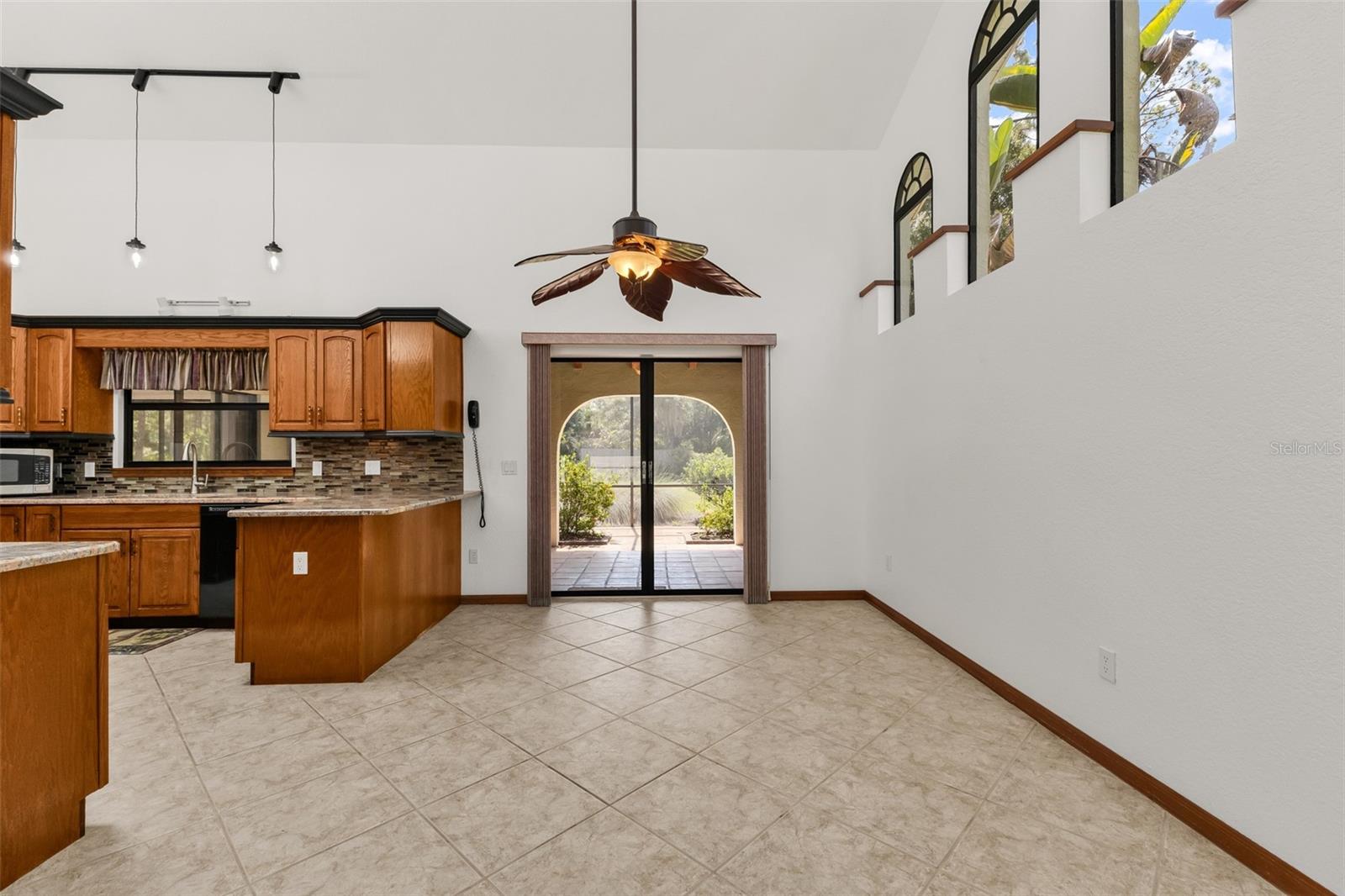 6068 TIDWELL ST — photo 11