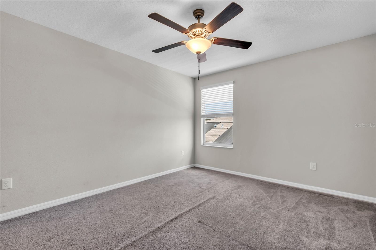 1739 BROAD WINGED HAWK DR — photo 57