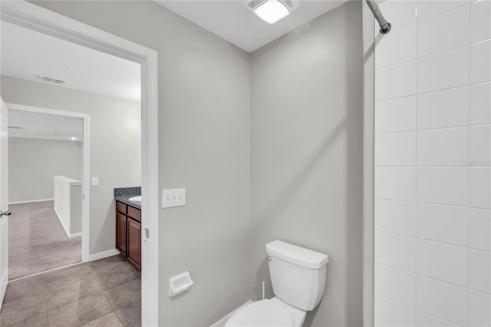 1739 BROAD WINGED HAWK DR — photo 61