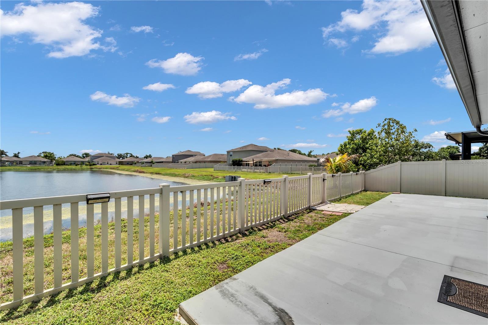 1739 BROAD WINGED HAWK DR — photo 68