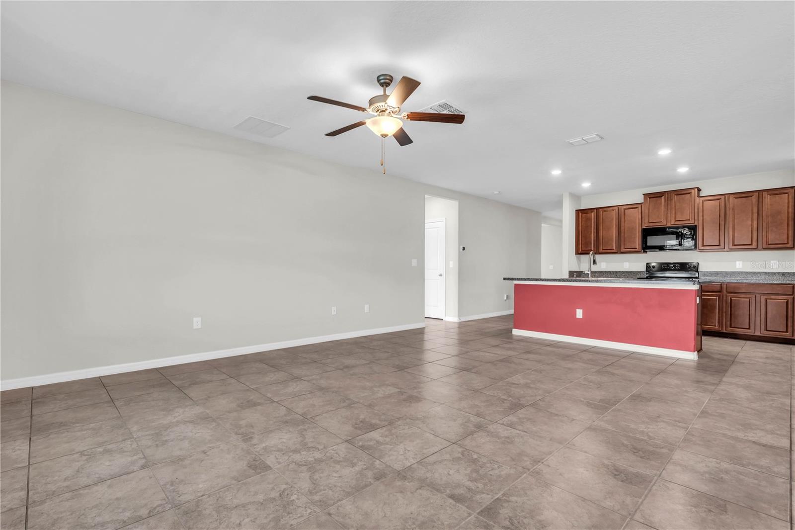 1739 BROAD WINGED HAWK DR — photo 33