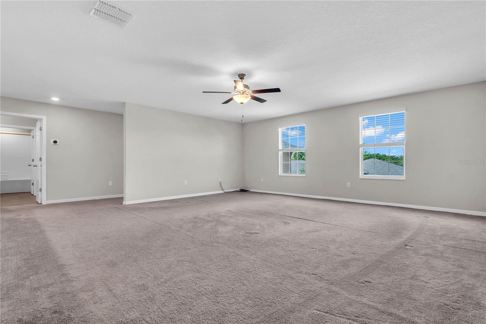 1739 BROAD WINGED HAWK DR — photo 41