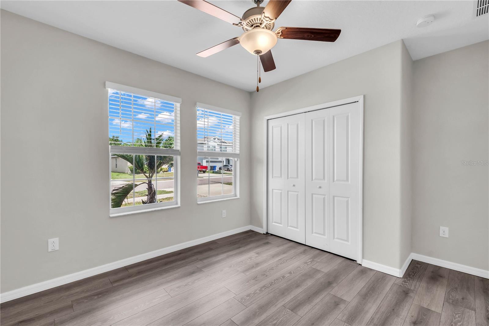 1739 BROAD WINGED HAWK DR — photo 12