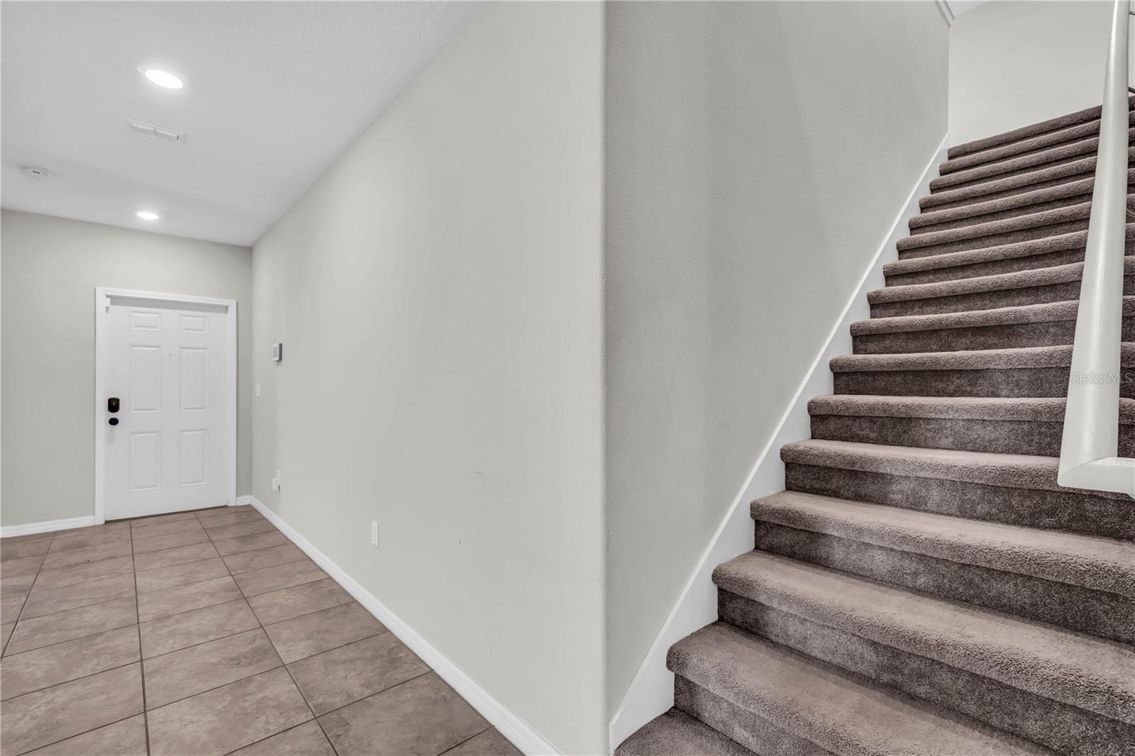 1739 BROAD WINGED HAWK DR — photo 18