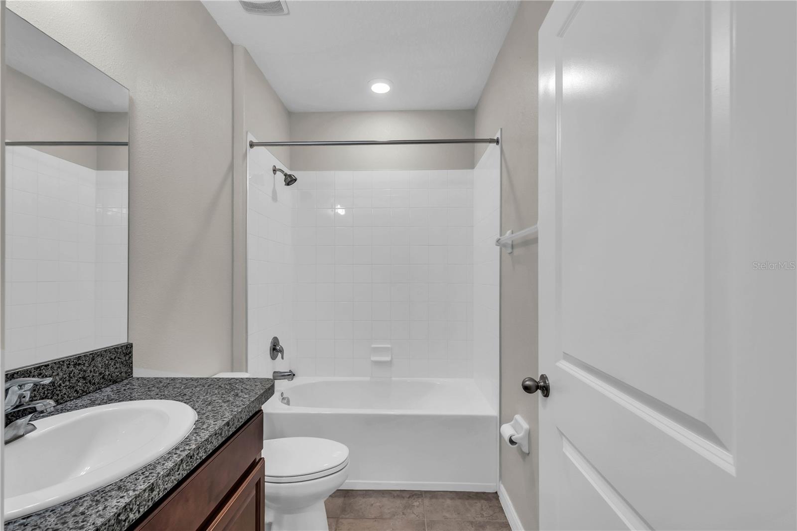 1739 BROAD WINGED HAWK DR — photo 7