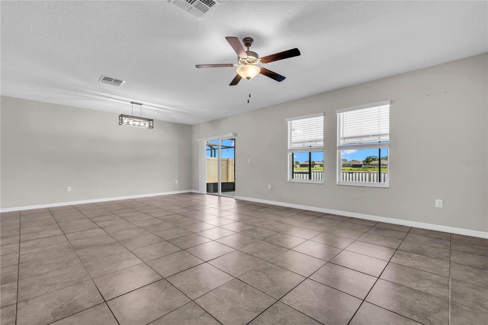 1739 BROAD WINGED HAWK DR — photo 31