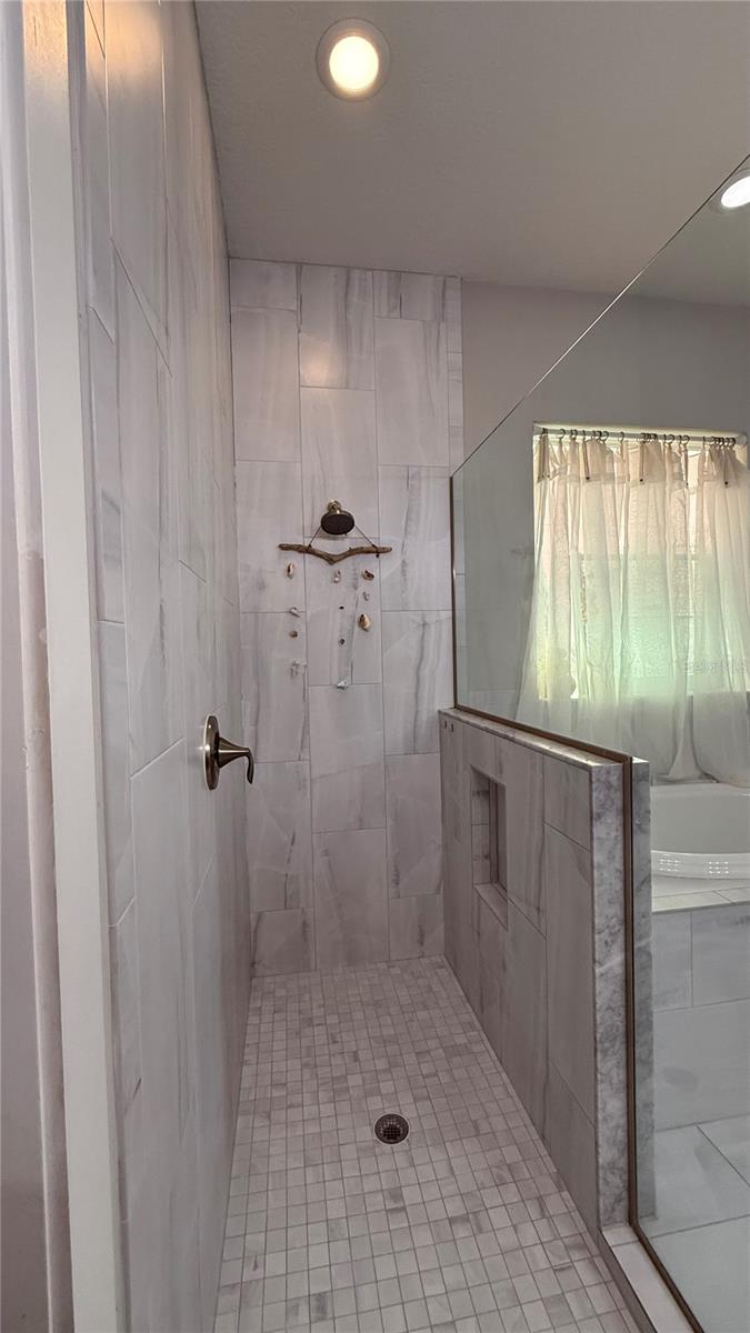 6412 GRENADA ISLAND AVE — photo 47