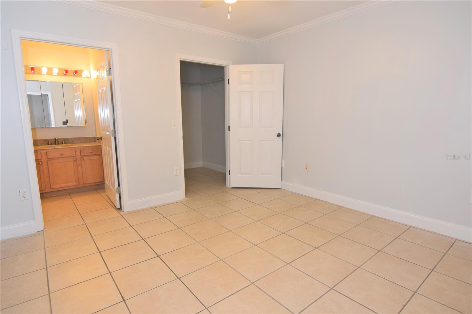 Home in SARASOTA — photo 10