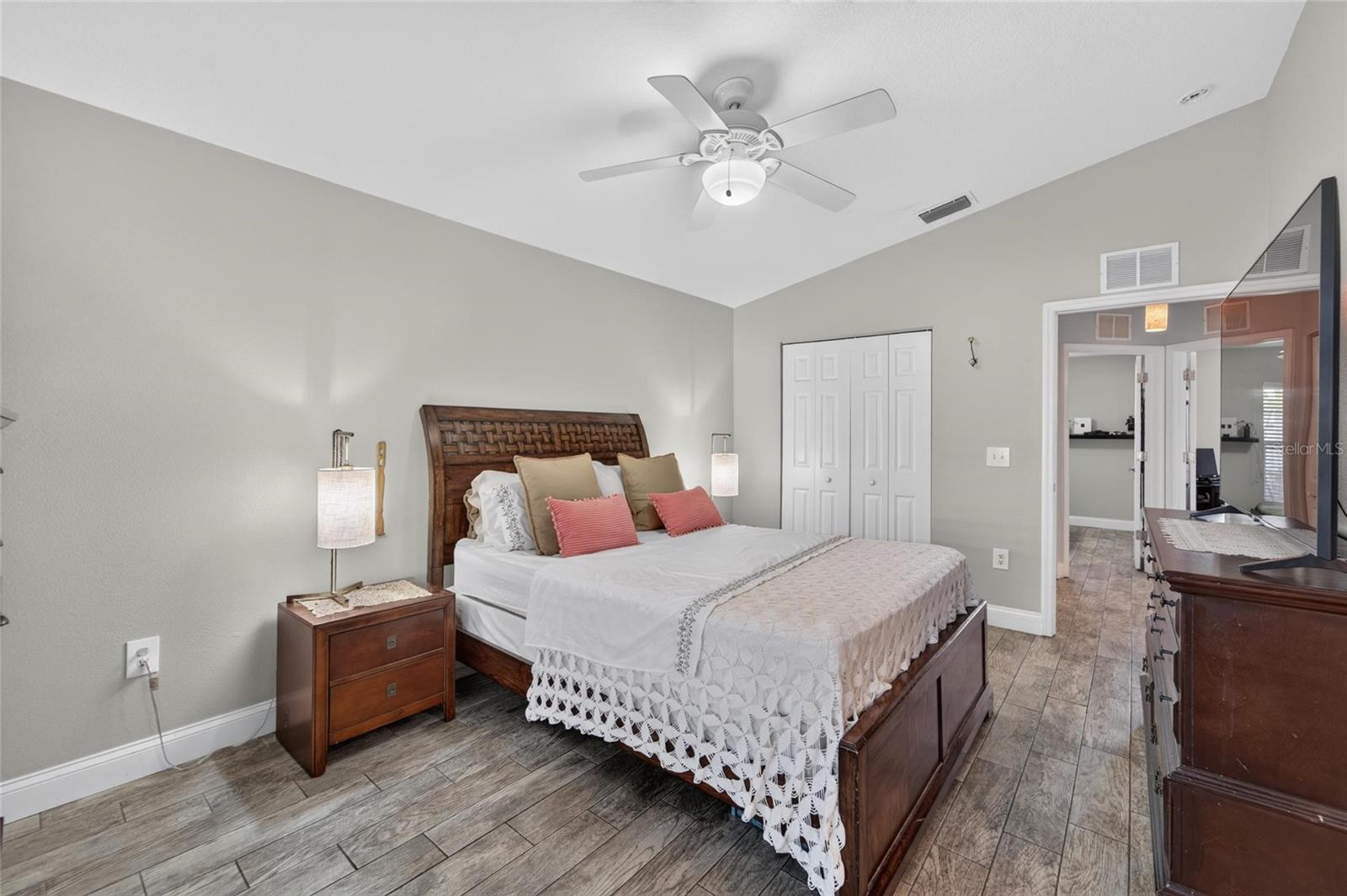 15428 FLORIDA BREEZE LOOP — photo 18
