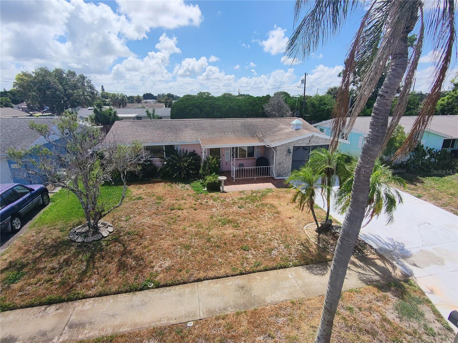 1248 ERMINE DR — photo 3