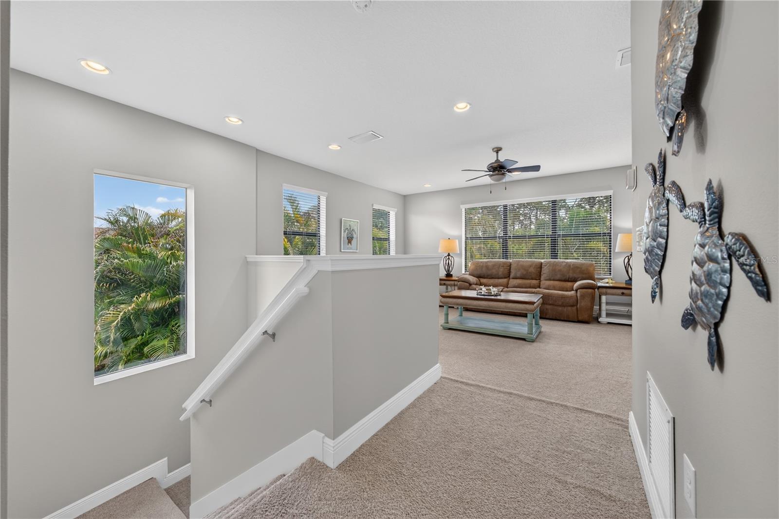 8276 LARKSPUR CIR — photo 25