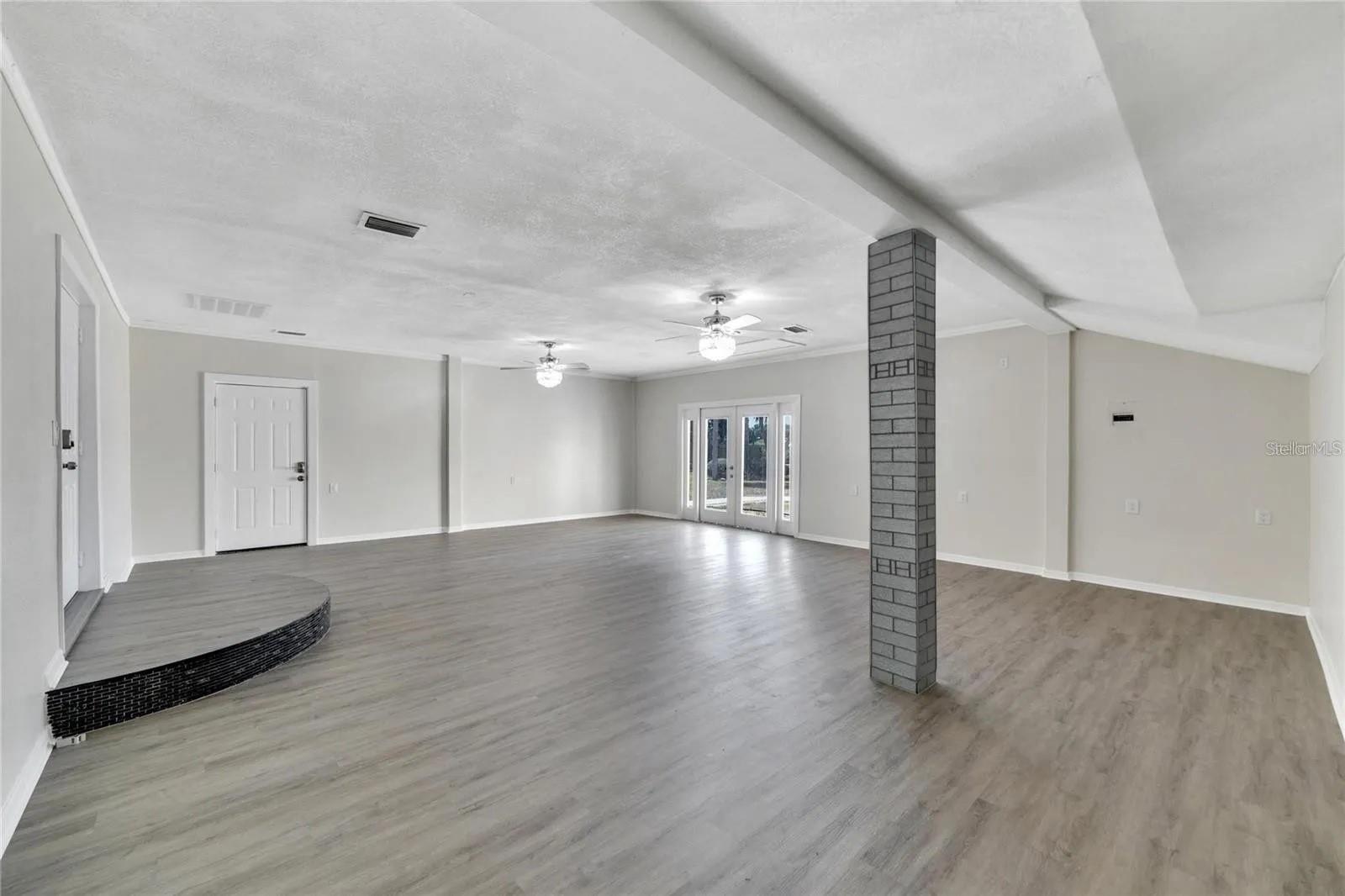 9307 RIVER COVE DR — photo 37