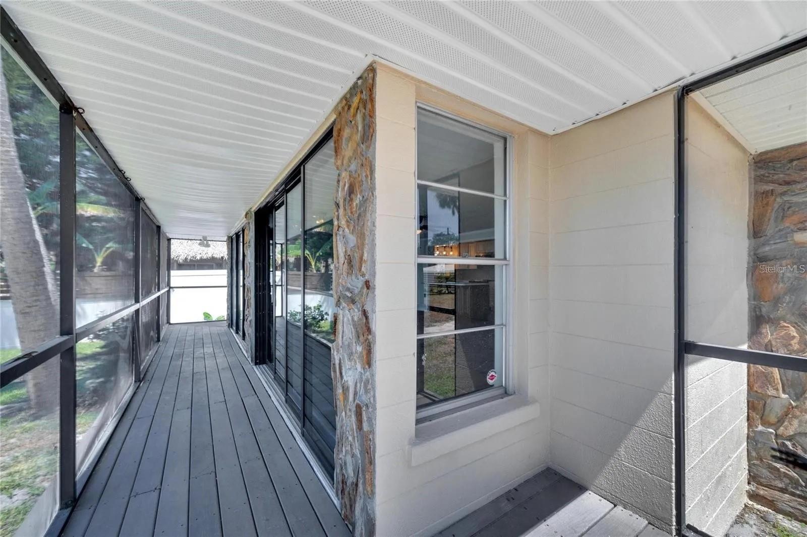 9307 RIVER COVE DR — photo 32