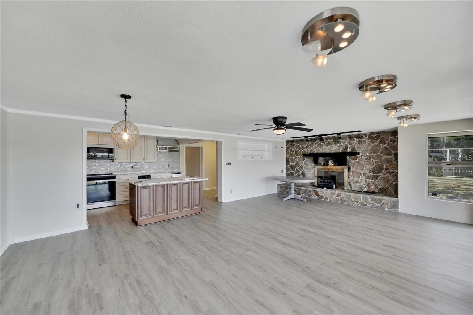 9307 RIVER COVE DR — photo 74