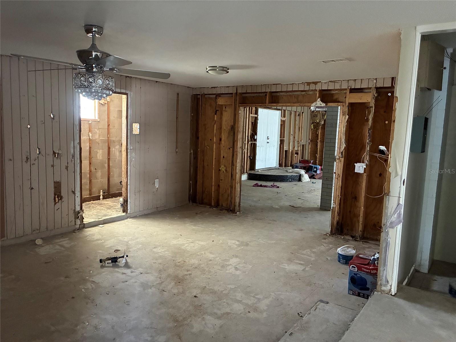 9307 RIVER COVE DR — photo 5