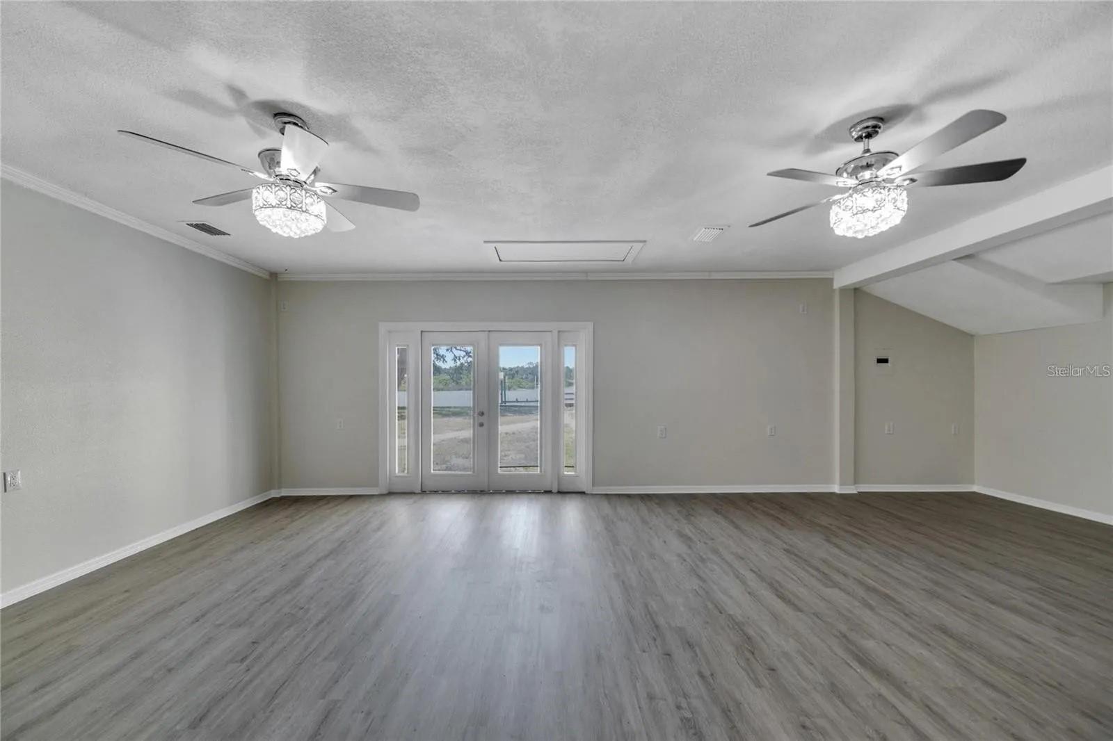 9307 RIVER COVE DR — photo 38