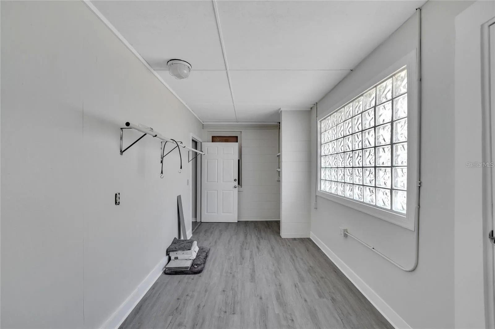 9307 RIVER COVE DR — photo 44