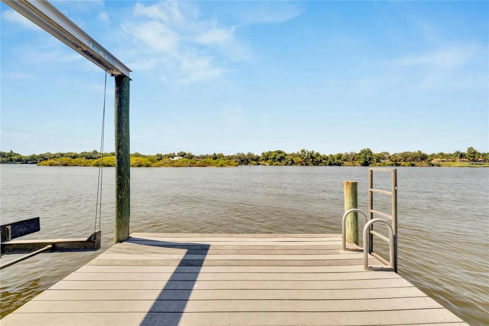 9307 RIVER COVE DR — photo 28