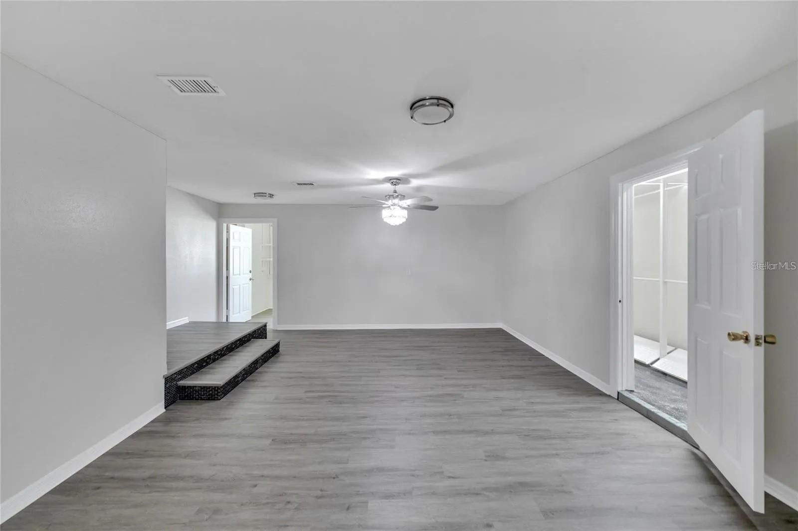 9307 RIVER COVE DR — photo 39