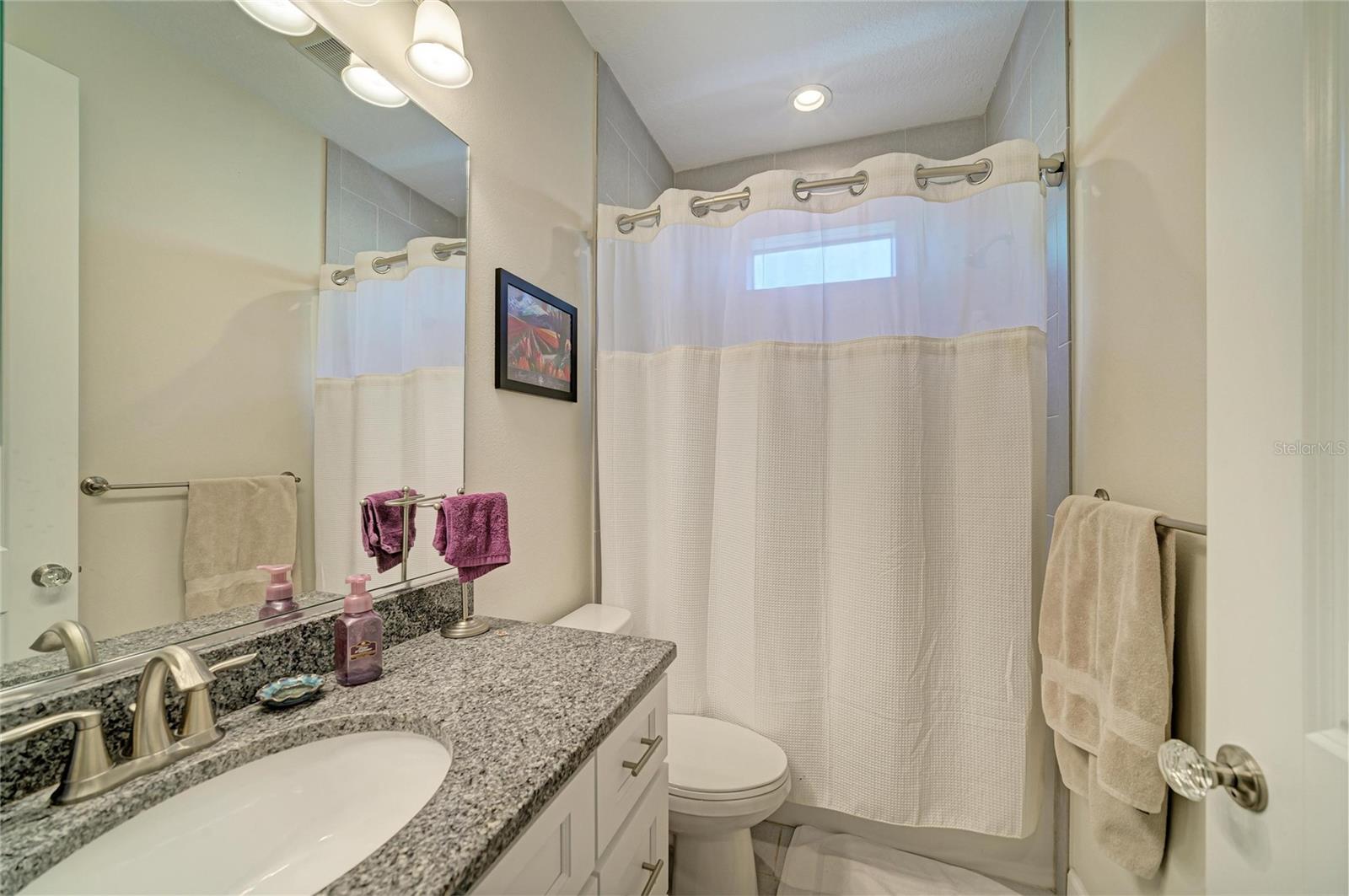 632 VIRGINIA DR — photo 31