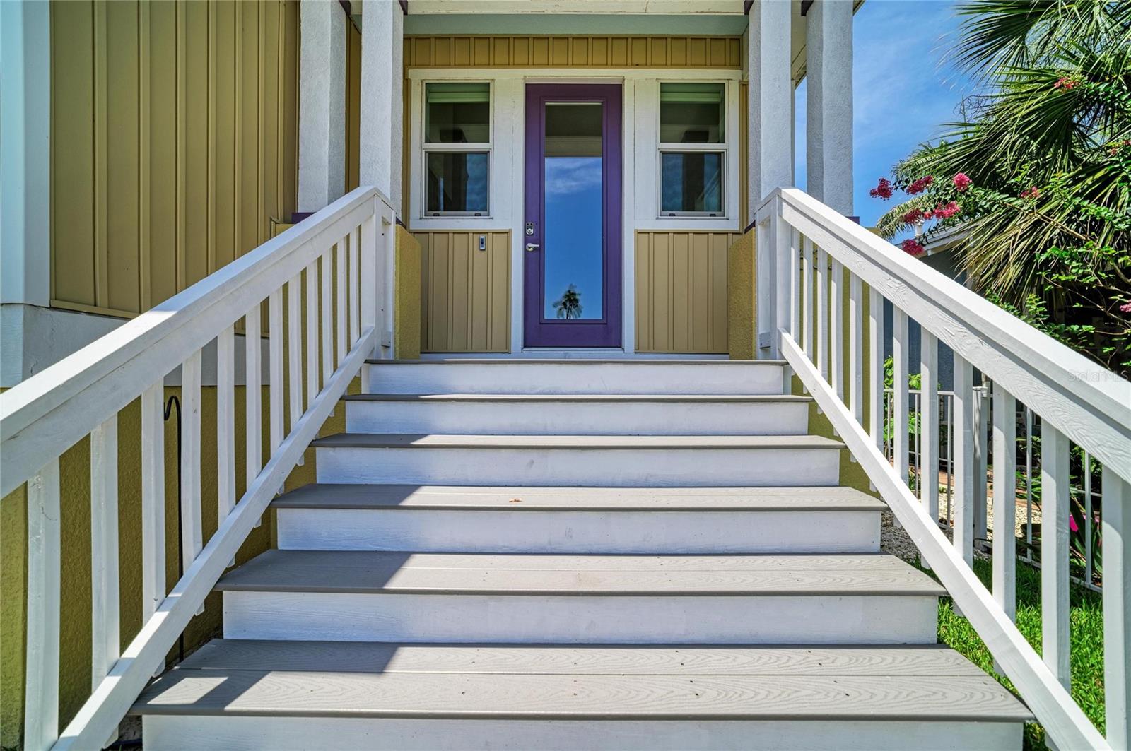 632 VIRGINIA DR — photo 5