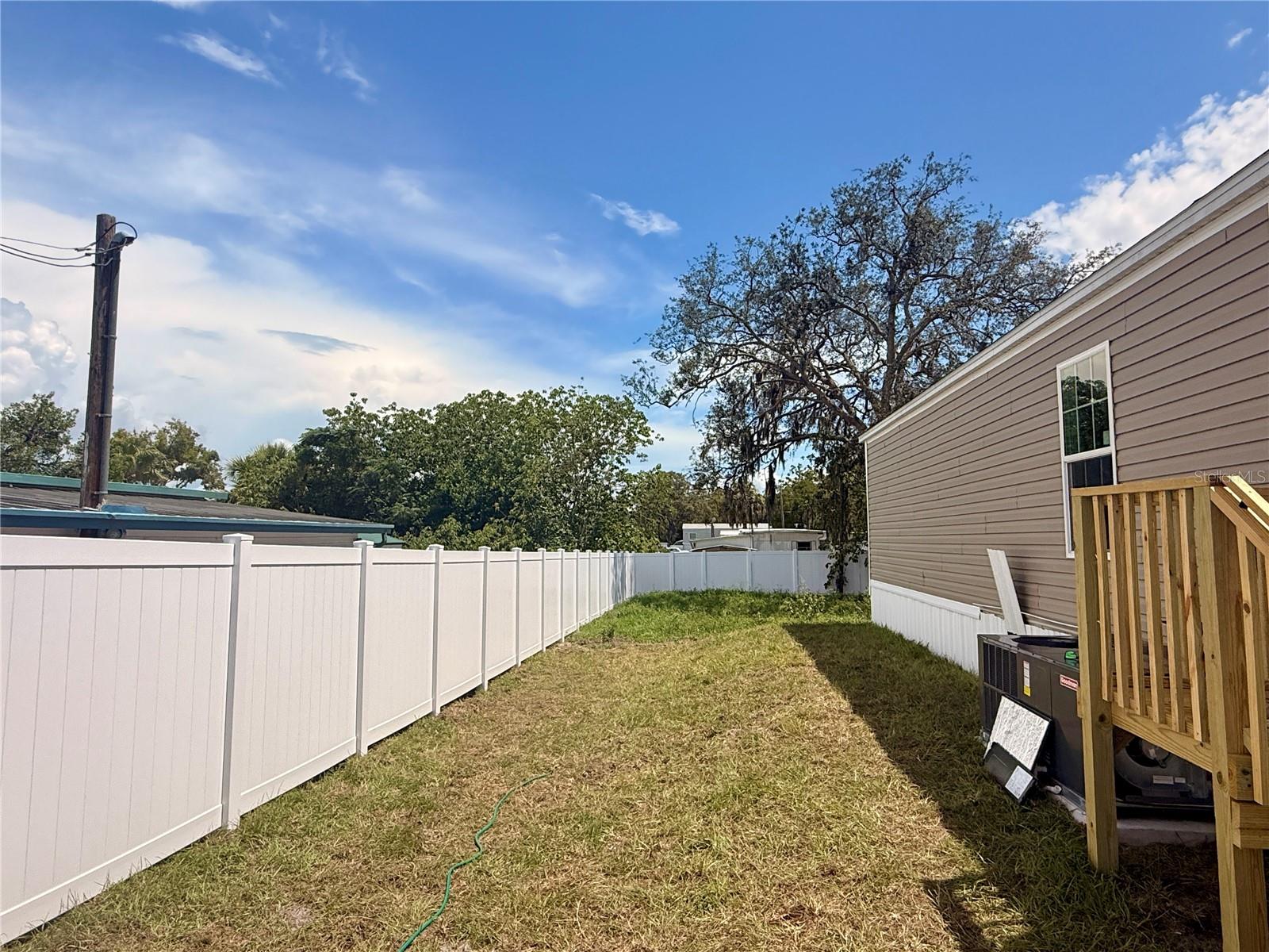 9024 KOSIMO ST — photo 34