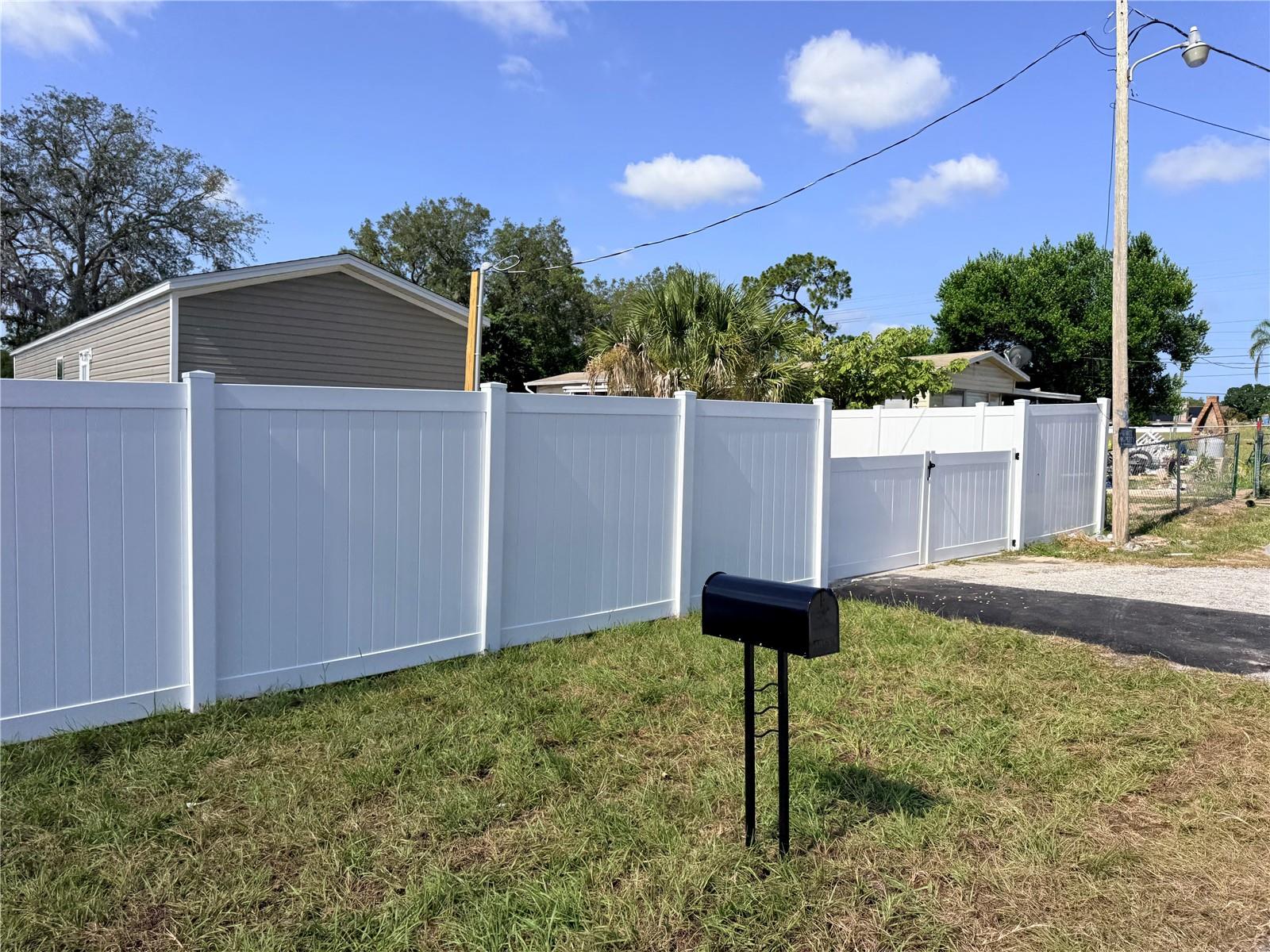 9024 KOSIMO ST — photo 36