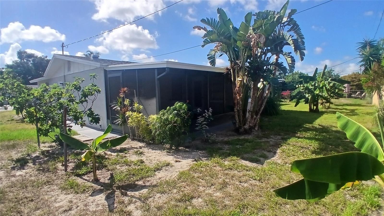 2109 SHANNON DR — photo 29