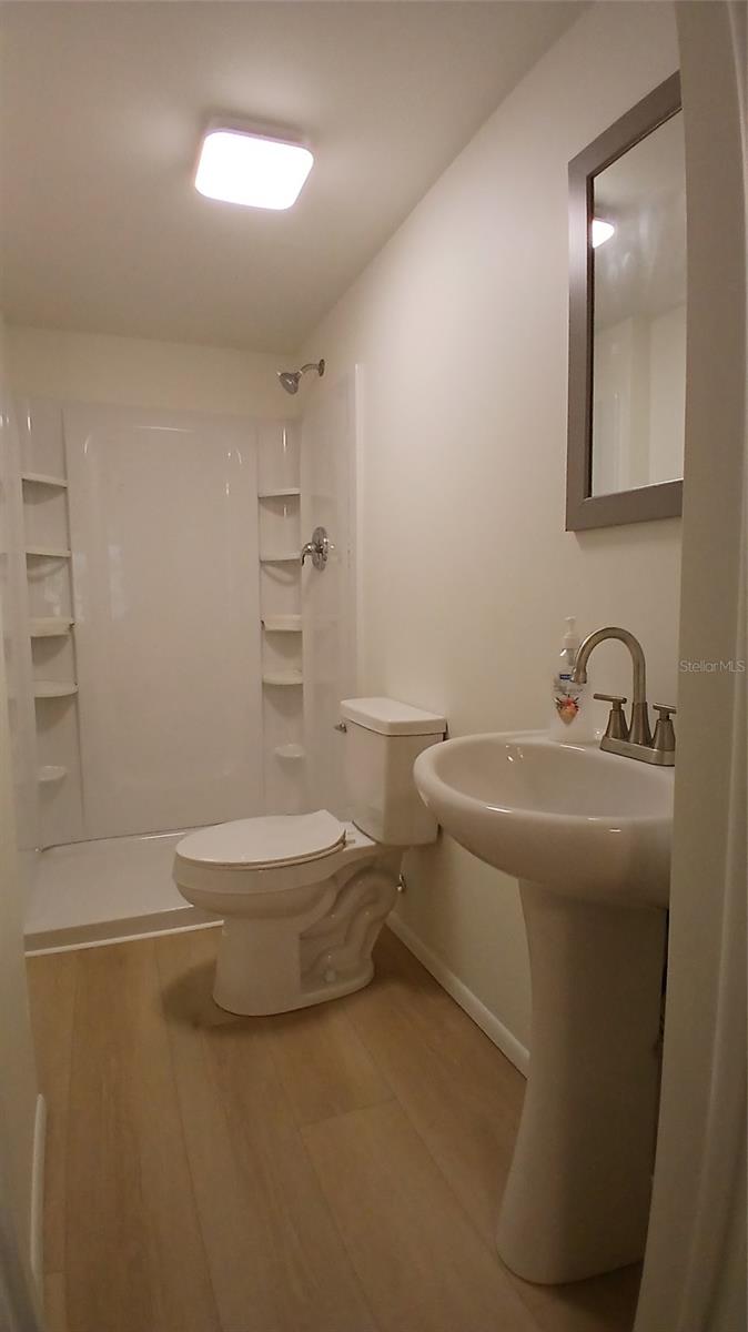 2109 SHANNON DR — photo 12