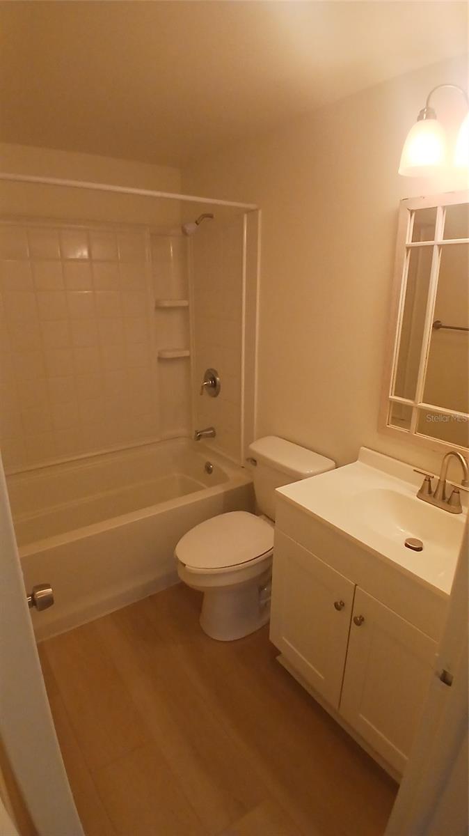 2109 SHANNON DR — photo 16