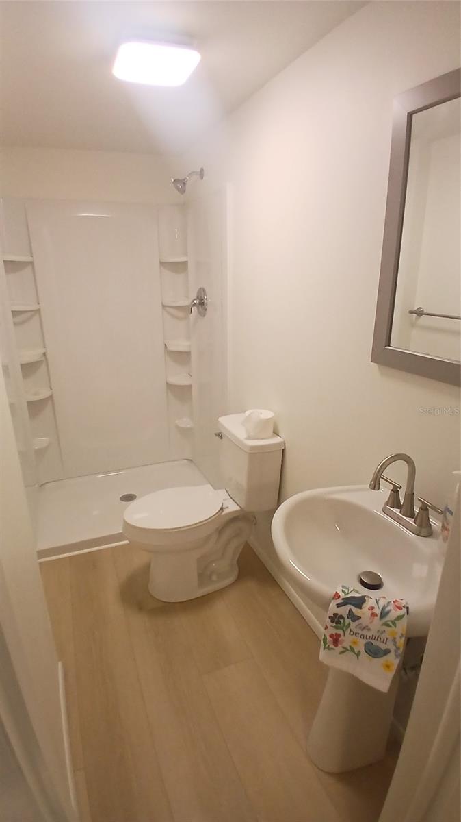 2109 SHANNON DR — photo 13