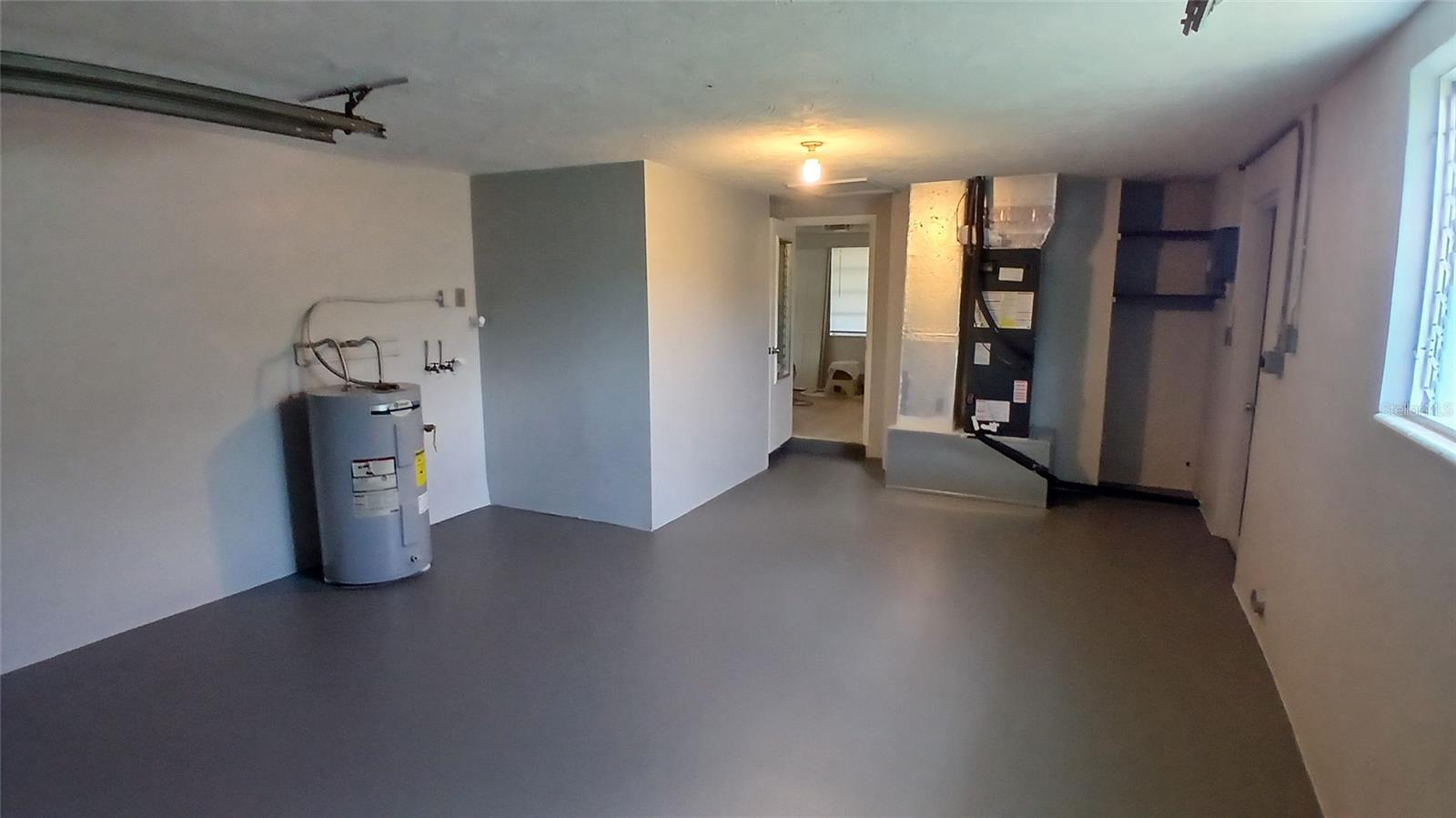 2109 SHANNON DR — photo 22