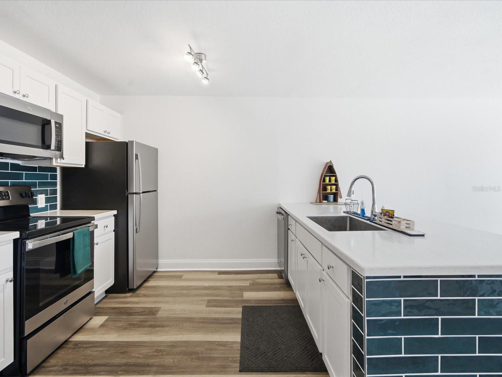 9009 TUDOR DR #G206 — photo 9