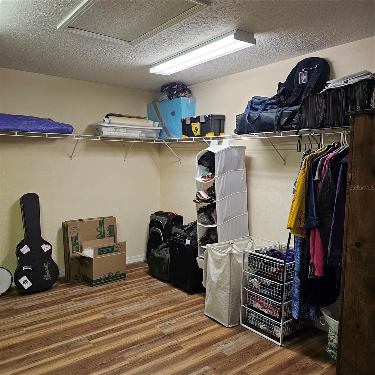 7306 BRIDGEVIEW DR — photo 31