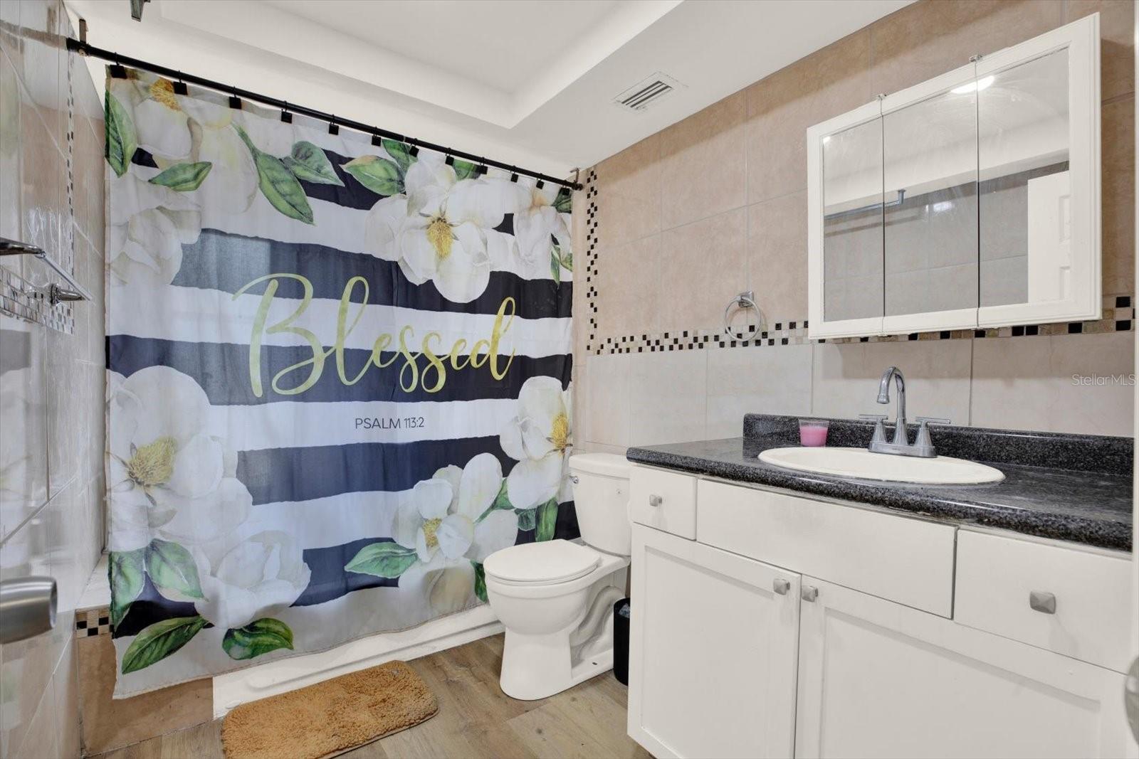 3920 BEACON SQUARE DR — photo 9