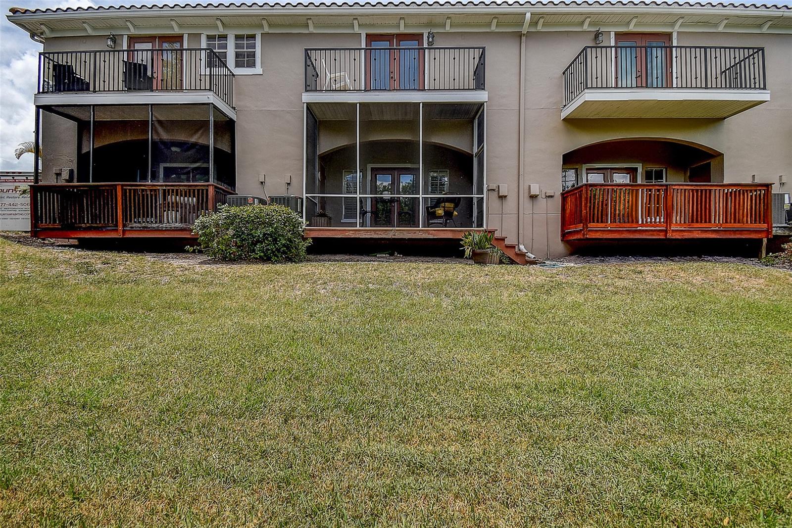 256 VALENCIA CIR — photo 34