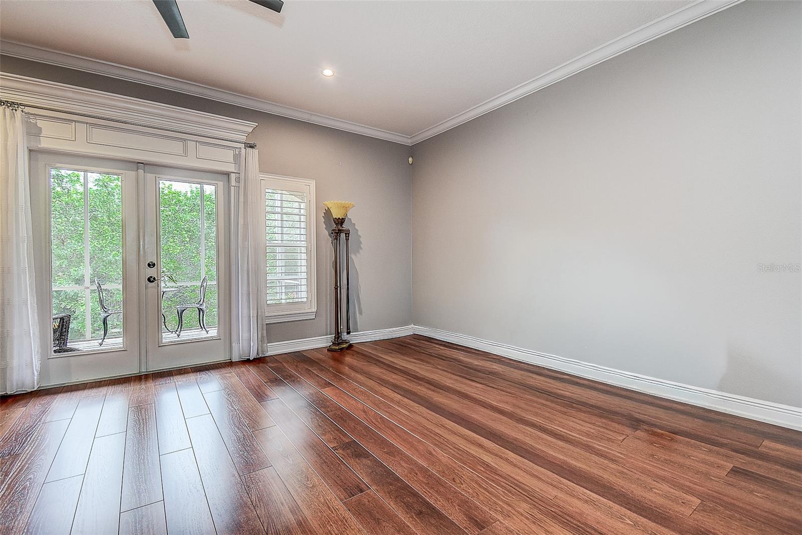 256 VALENCIA CIR — photo 6