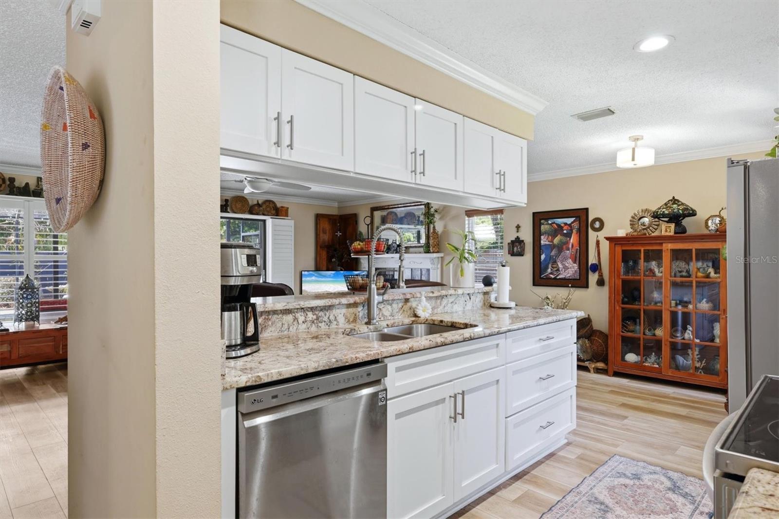 3828 EASTON ST — photo 9