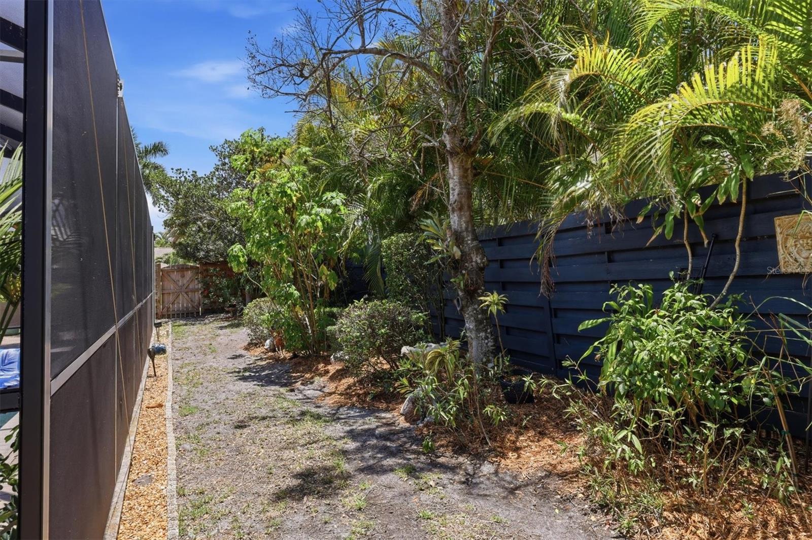3828 EASTON ST — photo 35
