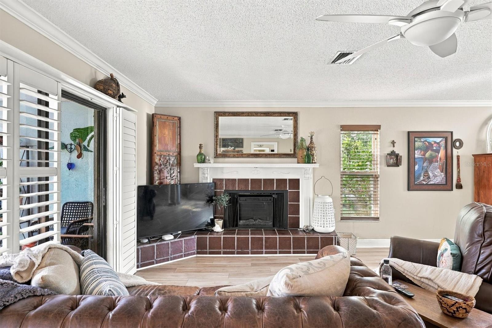 3828 EASTON ST — photo 12