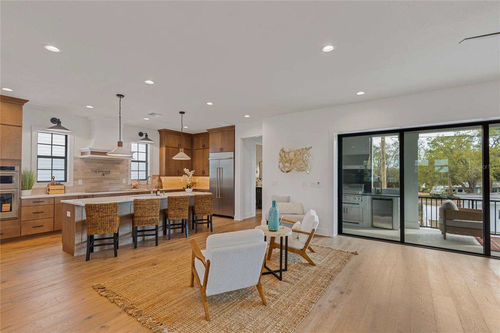 220 90TH AVE NE — photo 14