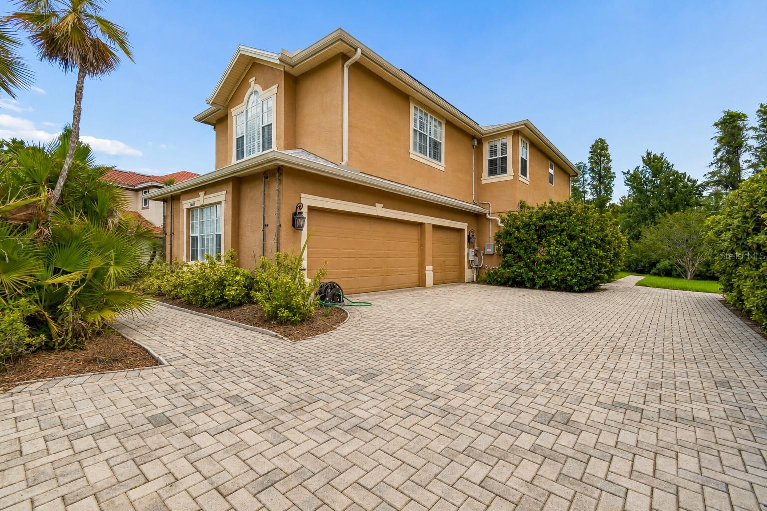 10746 CORY LAKE DR — photo 4